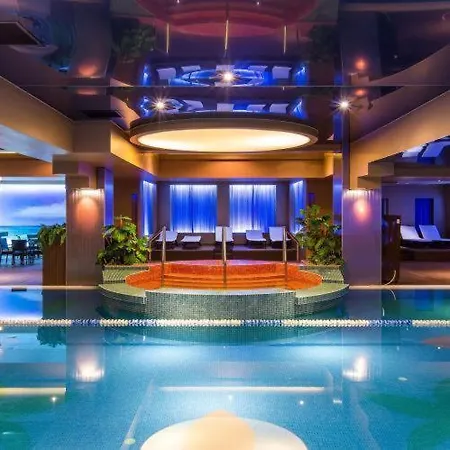 Rin Grand Anisia * Bucharest